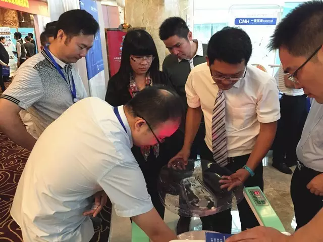 康兴高端激光坐浴机--盆底康复智能时代的经典之作!-康兴医疗器械官网 康兴高端激光坐浴机--盆底康复智能时代的经典之作!-康兴医疗器械官网