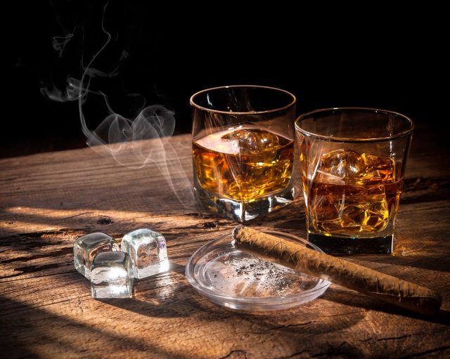 高血压、抽烟、喝酒、雪茄-康兴医疗器械官网 高血压、抽烟、喝酒、雪茄-康兴医疗器械官网