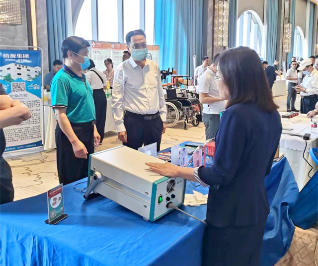 氦氖激光多功能治疗仪、铝镓铟磷半导体激光治疗仪、半导体激光/低频治疗仪-康兴医疗器械官网 氦氖激光多功能治疗仪、铝镓铟磷半导体激光治疗仪、半导体激光/低频治疗仪-康兴医疗器械官网